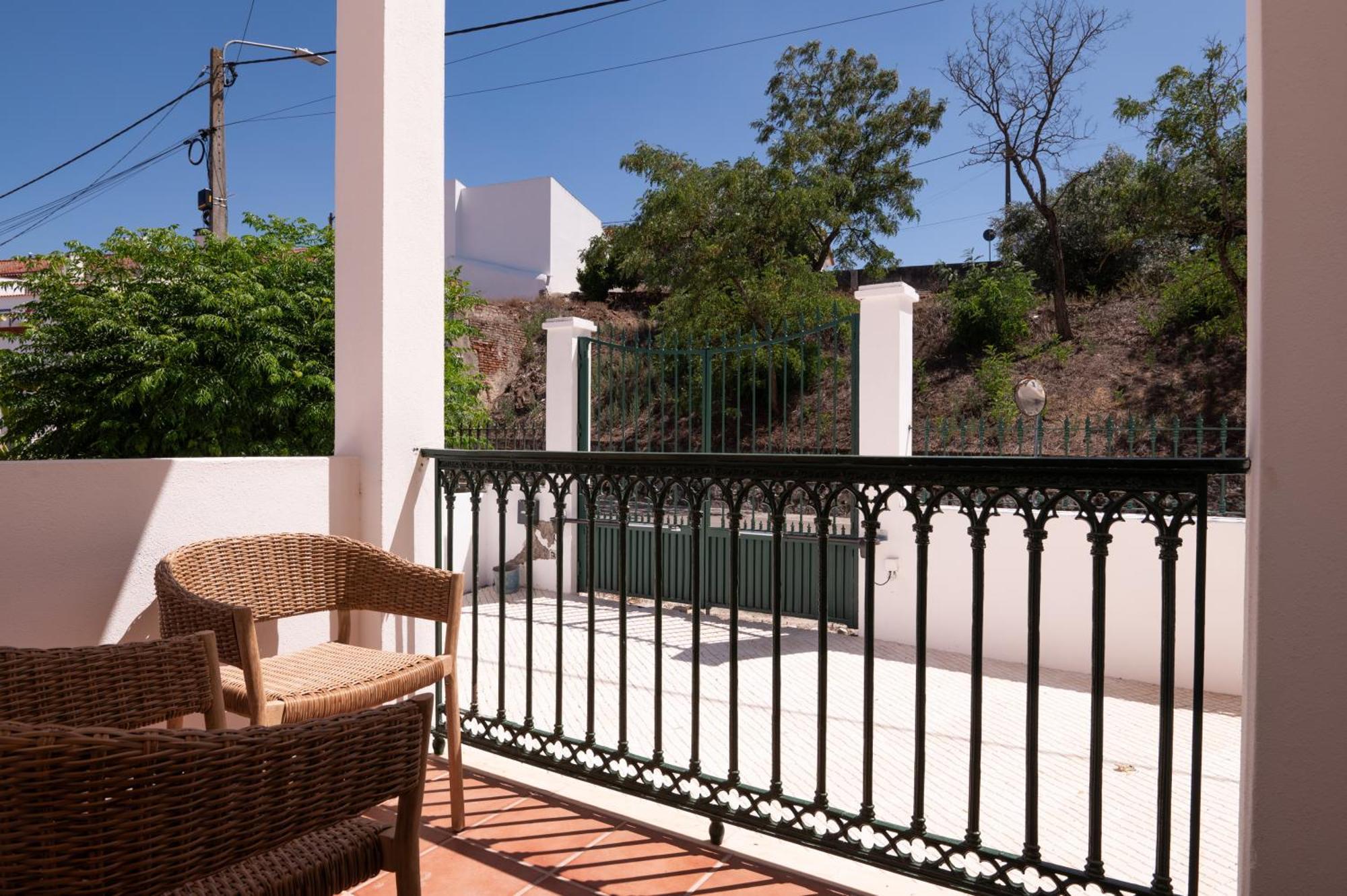 Lilases Boutique House & Garden Мора Экстерьер фото